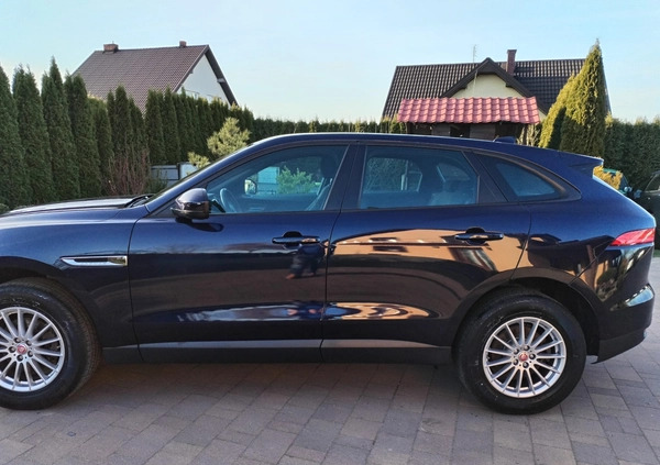 Jaguar F-Pace cena 62900 przebieg: 111000, rok produkcji 2017 z Iłowa małe 121